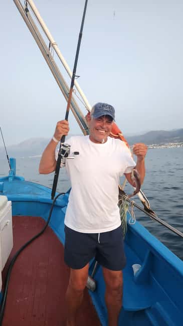 Hersonissos: Agapi Fishing Trips Sunset Cruise - Pulling in the nets and meeting the catch