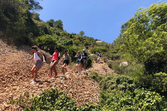 Hiking Cliffs & Old Fishing Trails around Moraira OFFICIAL GUIDE - What the private format adds