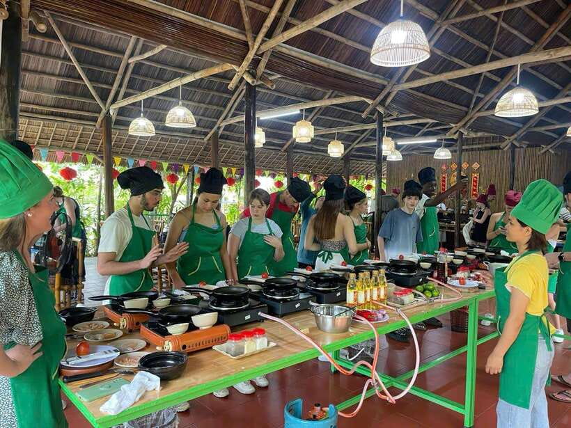 Hoi An: Cooking Class, Crab Fishing-Basket Boat, Market Tour - Should you book the Cam Thanh cooking and boat tour?