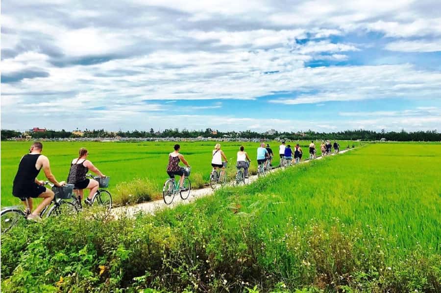 Hoi An : Eco Bicycle Tour with Fishing and Lunch/Dinner - Should You Book the Hoi An Eco Bicycle Tour?