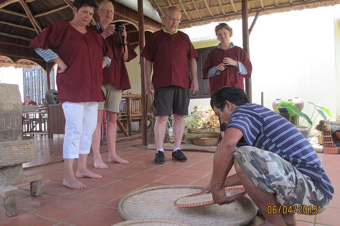 Hoi An Farming and Fishing life Experience Tour - Meeting local fishermen and trying the work