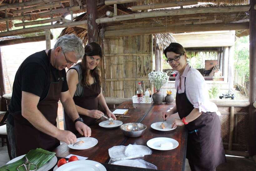 Hoian/Da Nang: Fishing, basket riding and cooking class - Four dishes in the cooking class