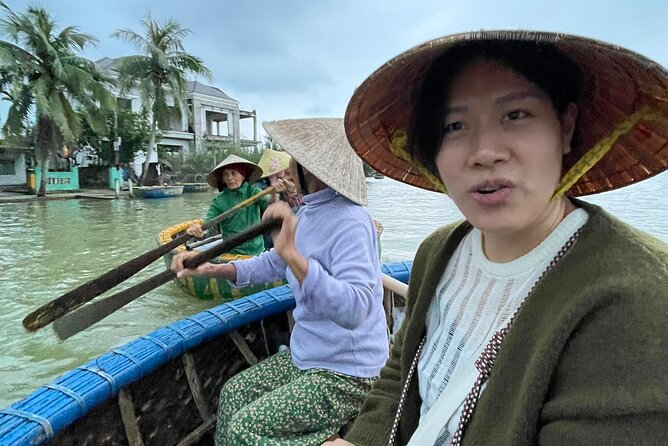 HoiAn:Making Lantern & Cooking Class-BasketBoat Ride,Crab fishing - Lantern making: a practical Hoi An craft