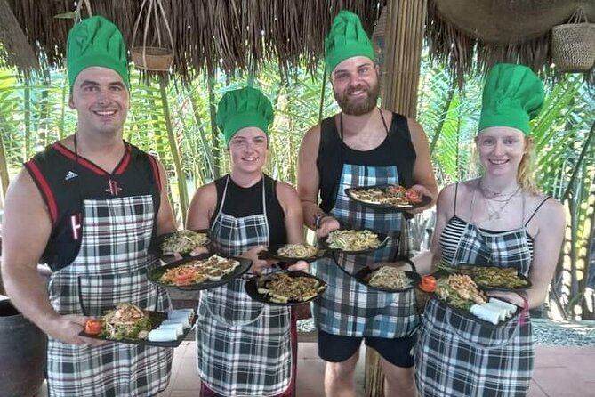 HoiAn:Making Lantern & Cooking Class-BasketBoat Ride,Crab fishing - Purple crab fishing with a local fisherman