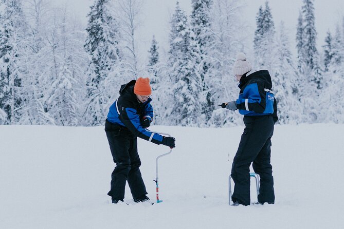 Ice Fishing by Snowmobile in Levi - Key points at a glance