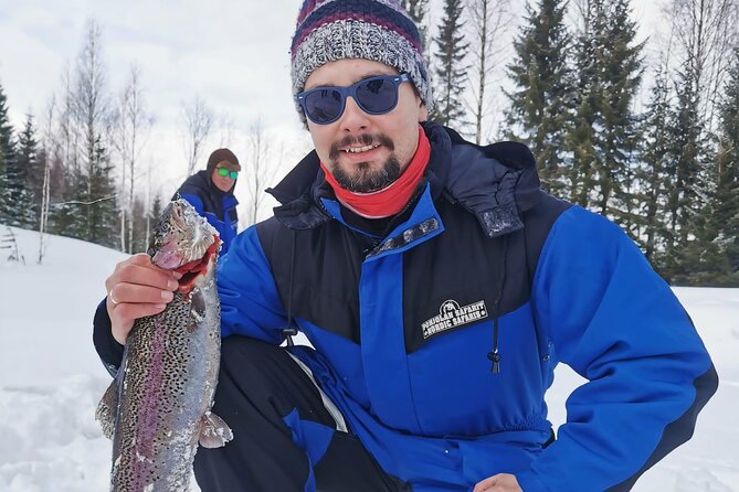 Ice fishing experience - Clothing and comfort tips for the cold