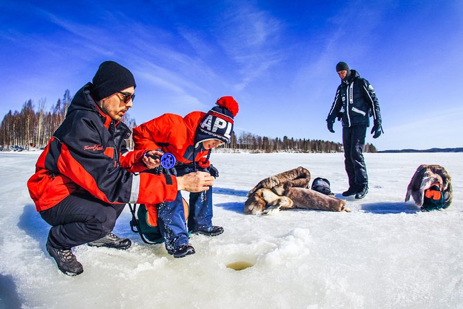 Ice Fishing Trip in Rovaniemi - Your first lesson: moving safely on the ice
