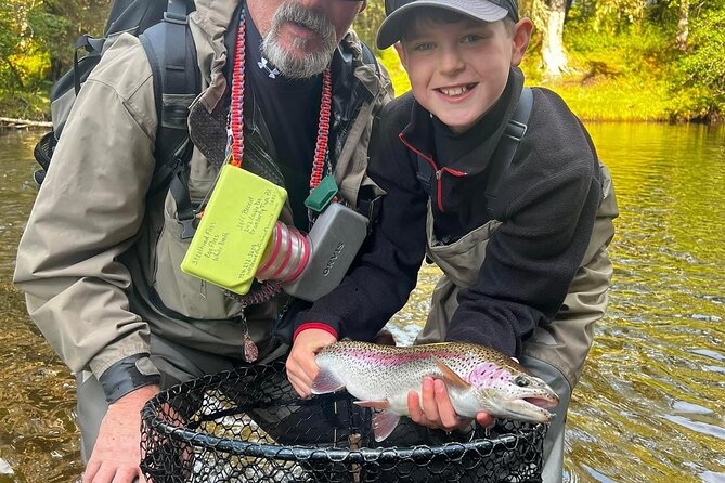 Icy Strait River Fishing & Wildlife Search - Choosing between spin fishing and fly fishing