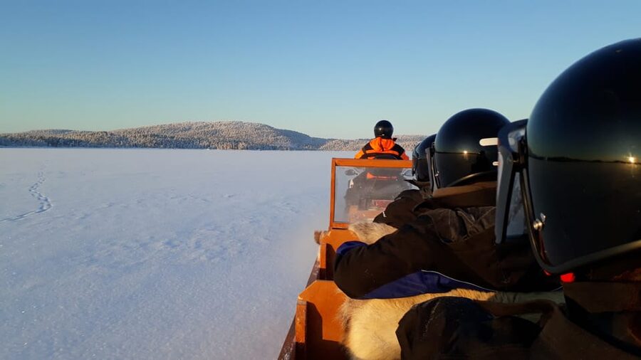 Ivalo: Ice Fishing Tour to Lake Inari, Reindeers & Lunch - From Ivalo to the quiet village of Koppelo