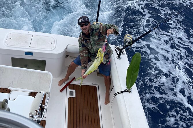 Kauai's Premier Fishing Charters - How the crew handles beginners and families