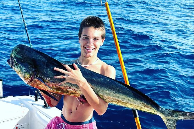 Kellyfish Cabo Sportfishing (Our bigger boat!) - The Arch of Cabo San Lucas and the coastal run