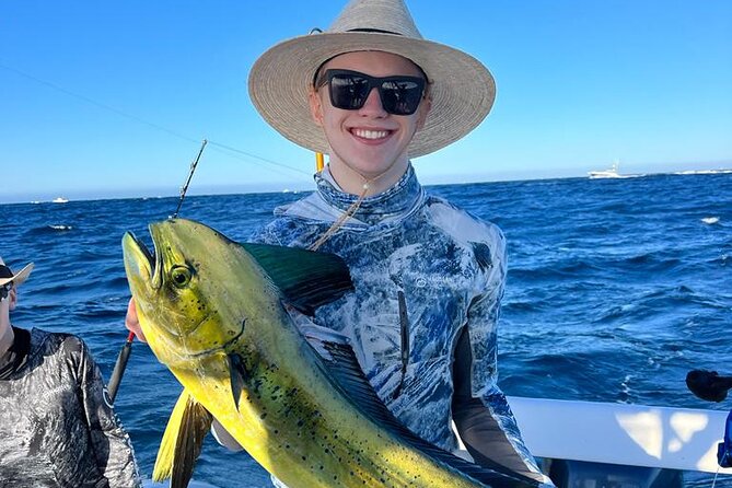 Kellyfish Cabo Sportfishing (Our bigger boat!) - The waiting game between bites