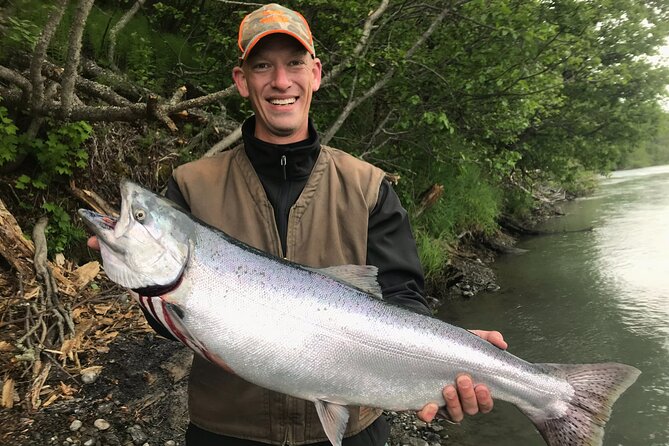 Kenai River Guided Fishing Charters in Alaska - What you need to bring and arrange