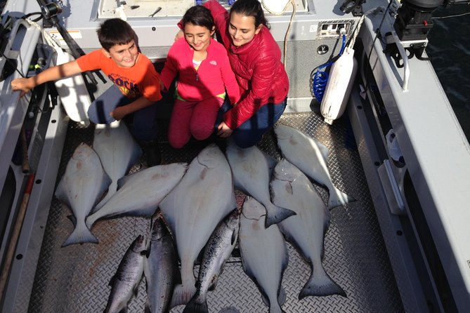 Ketchikan salmon and halibut fishing charter - What the captain and crew add to the day