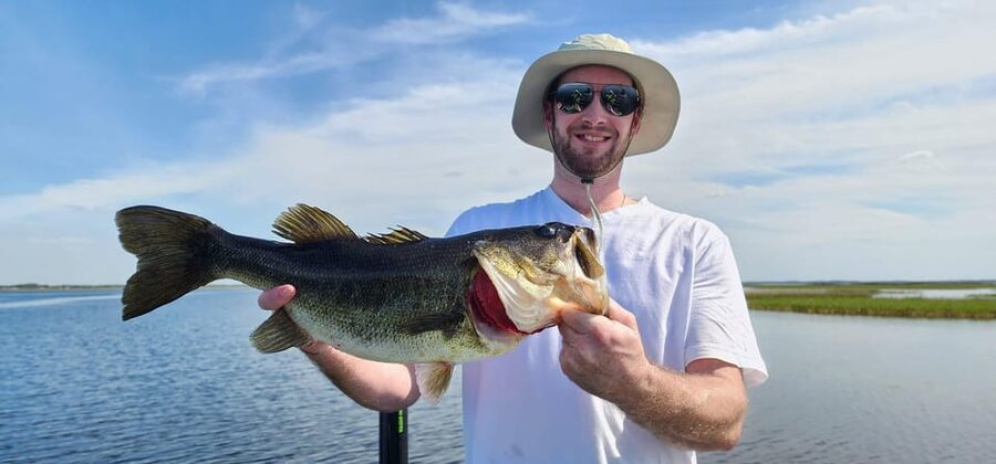 Kissimmee: Private Lake Tohopekaliga Fishing Charter - What the $399 price really includes