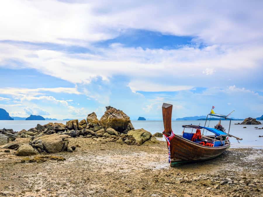 Ko Lanta: Exclusive Private Long-tail Boat Fishing Trip - Learning how local fishermen work