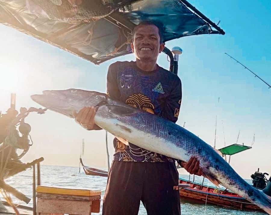 Ko Lanta: Exclusive Private Long-tail Boat Fishing Trip - Fishing spots and the chance of a serious catch