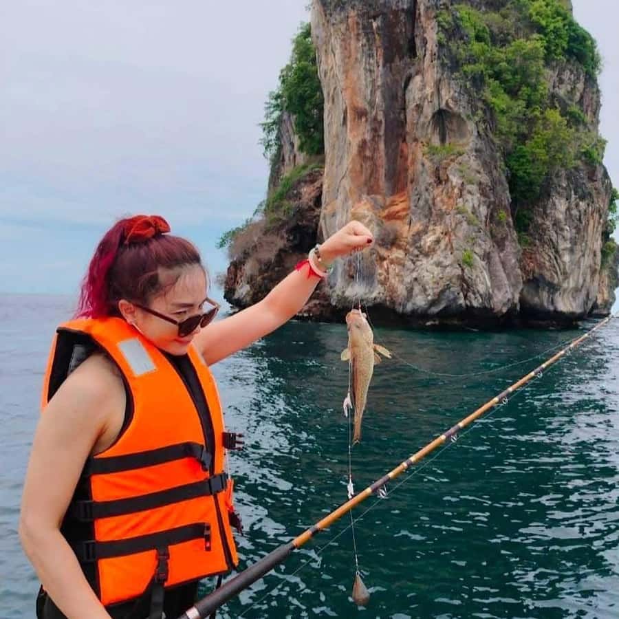 Ko Lanta: Mangrove Fishing Tour with Lunch - Longtail boat travel from the pier to Start Island