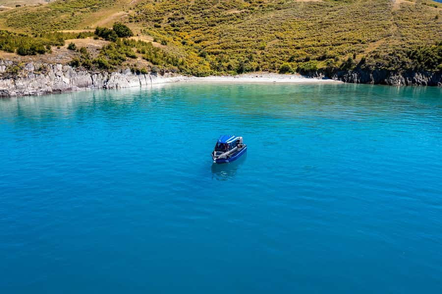 Lake Wakatipu: 3 Hour Fishing Adventure by Boat - Setting Out From Queenstown’s Jetty