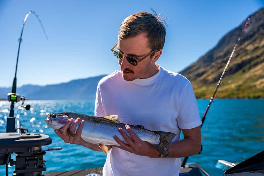 Lake Wakatipu: 3 Hour Fishing Adventure by Boat - How The Downriggers Change The Fishing