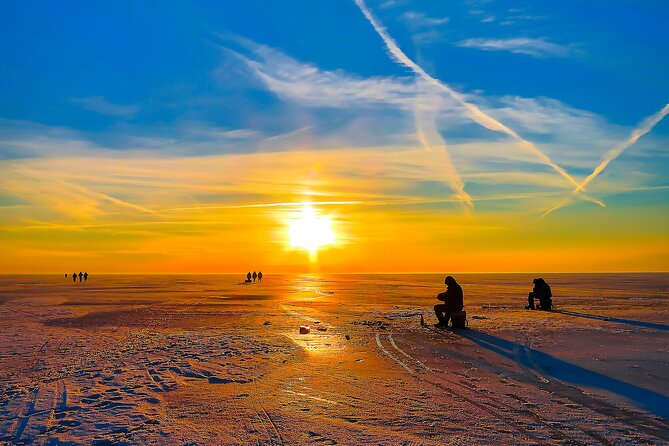 Lapland Ice Fishing Experience from Rovaniemi - Guides make the difference in a cold setting