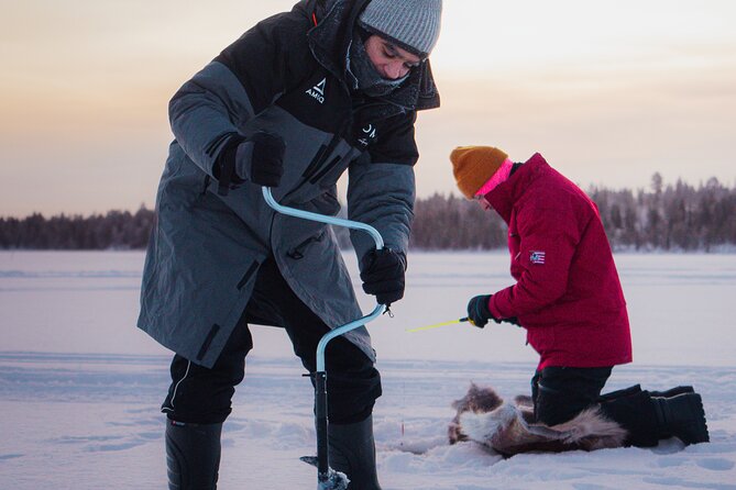 Levi Ice Fishing Experience in the Wild with Campfire Treats - Reaching a frozen lake and a warm cabin