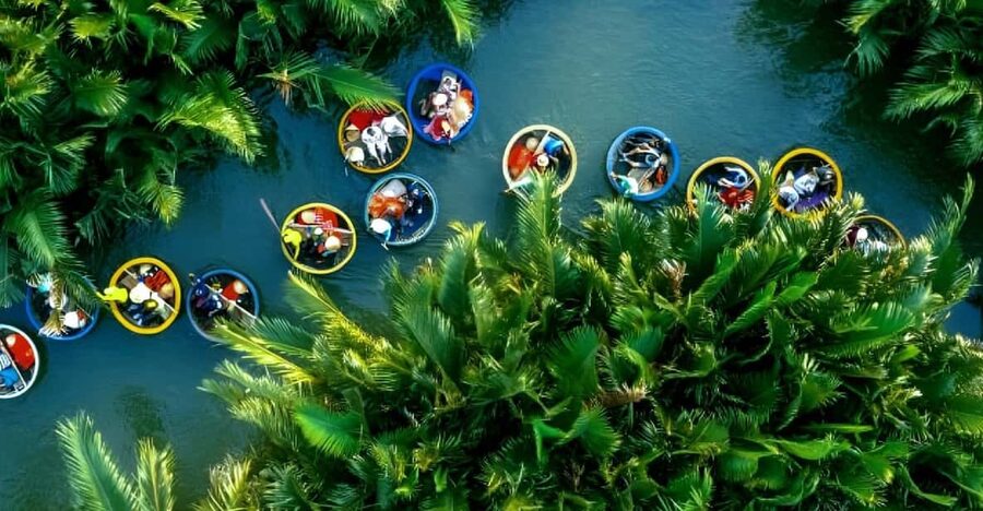 Local market, Basket boat, crab fishing & cooking class - Hoi An’s market: the most useful first stop