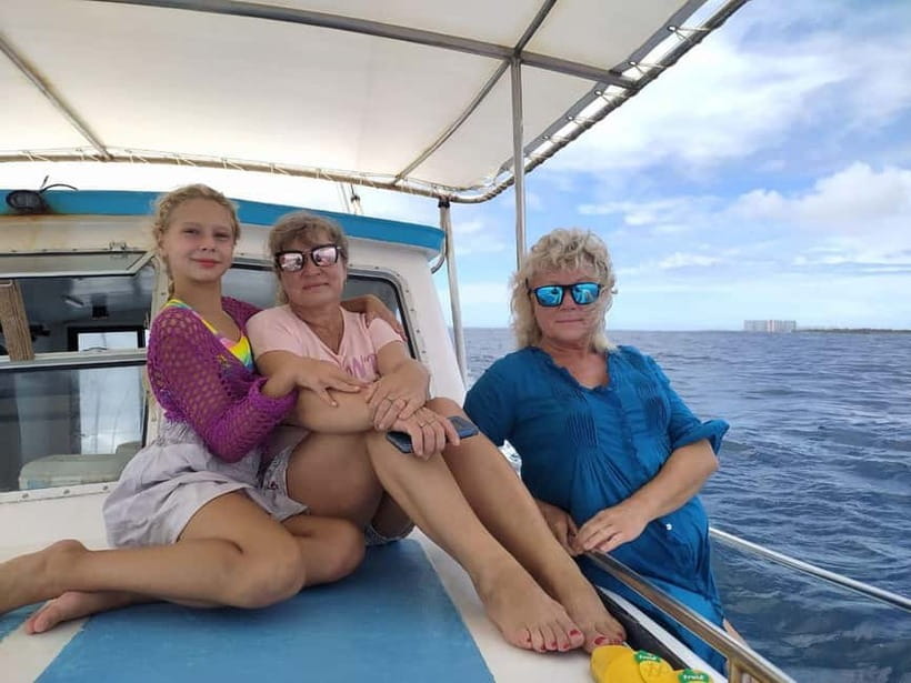 Maldives Sunset Fishing Trip: A Tranquil Angling Experience - The first 15 minutes: safety and orientation