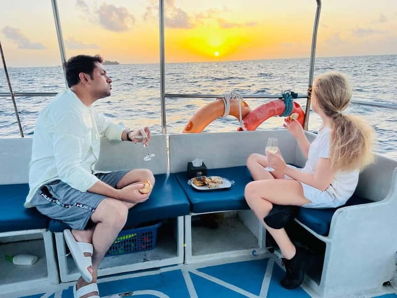 Maldives Sunset Fishing Trip: A Tranquil Angling Experience - Banana Reef and the one-hour fishing session