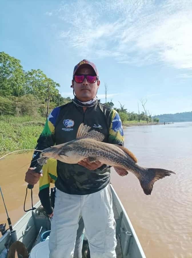 Manaus : A day of fishing on the Rio Negro - Fishing the urban lake on the Rio Negro