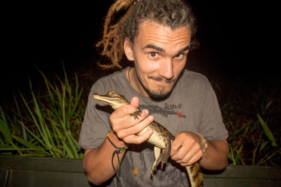 Manaus: Piranha Fishing and Alligator Watch Evening Tour - From Manaus docks to the Solimões River