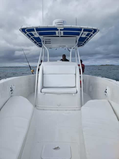 Nassau: Sport-fishing private charter . - Should you book Secret Cays?
