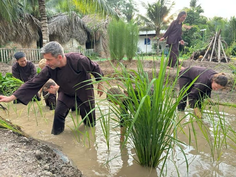 New Mekong Delta Nature 1Day: Bicycle-Kayak-Canoe & Fishing - Cycling through rice fields and rural lanes