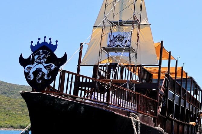 Nha Trang Bay Day Tour: Snorkeling, Fishing, BBQ Lunch & Relaxing - Fishing at 1:00 p.m.