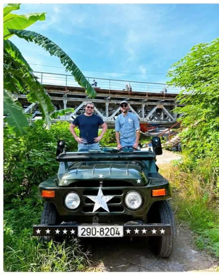 Ninh Binh Jeep Adventure: Temples, Lotus, Fishing & Cooking - Chua Linh Coc adds another hour of temple scenery