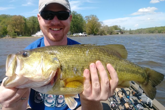 Osprey Fishing Charters: Potomac River Fishing - Meeting at the Potomac Heritage Trail in Sterling