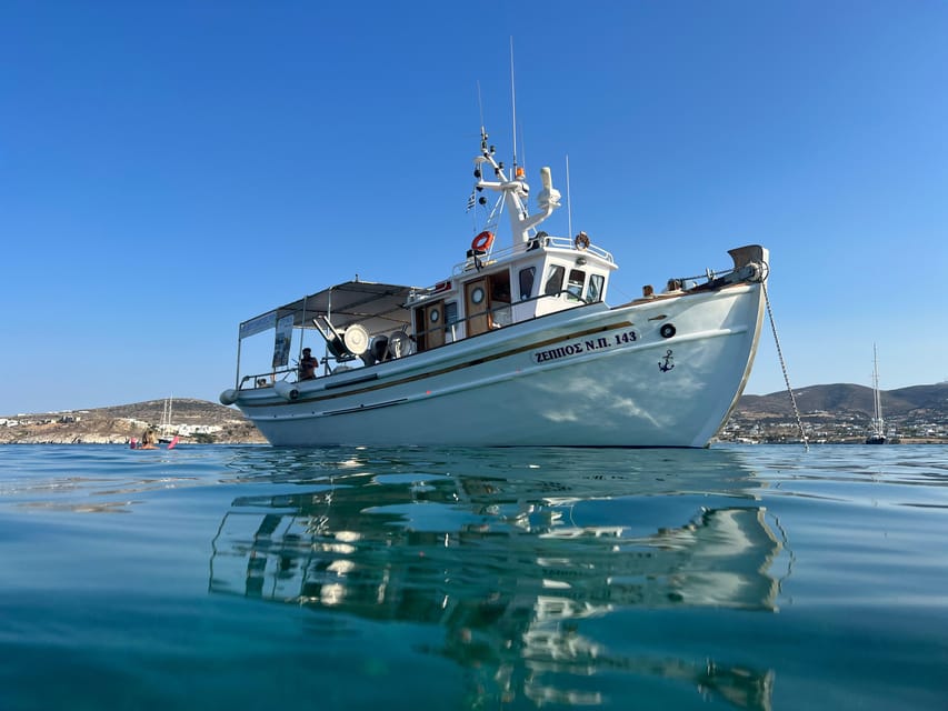 Paros: Highlights Tour with Fishing & Tasting in Naoussa - Setting out from Naoussa for a day on the water