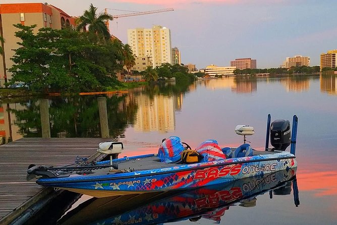 Peacock Bass Fishing Trips Near Miami Florida - Three private lakes and more than 15 miles of water
