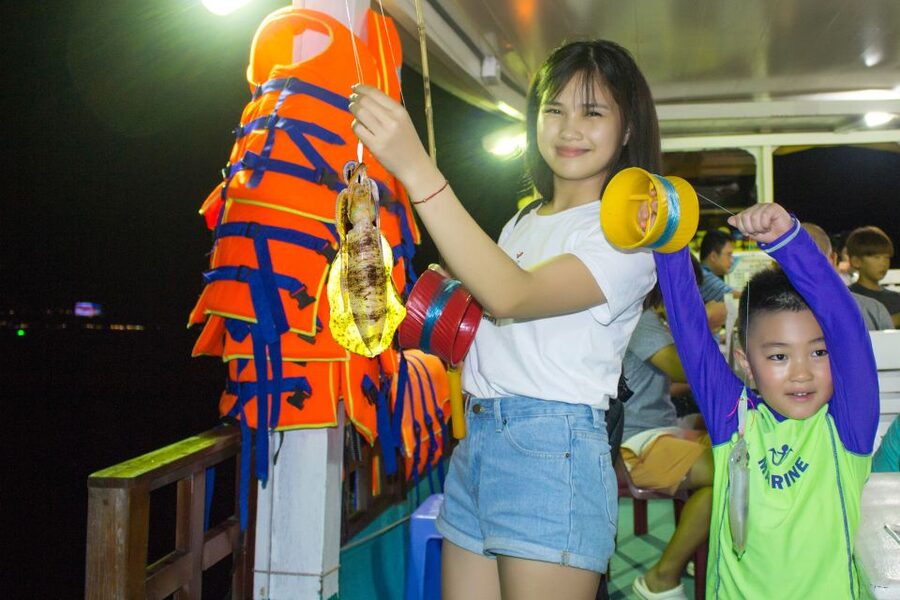 Phu Quoc Sunset and Night Squid Fishing with Dinner - Key points before you book
