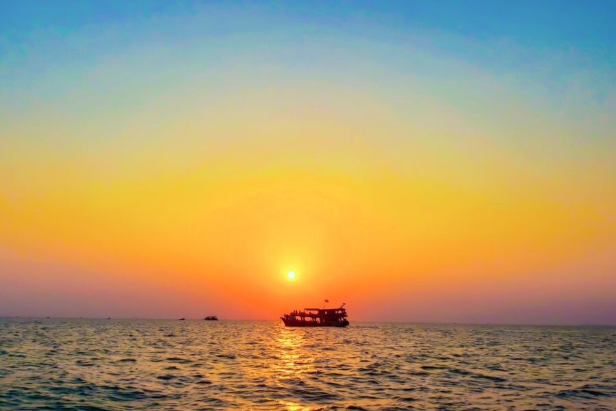 Phu Quoc Sunset and Night Squid Fishing with Dinner - What the $14 Phu Quoc boat trip really offers