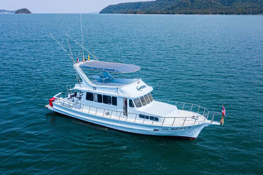 Phuket: Game Fishing and Trolling Boat Trip with Lunch - Leaving Ao Chalong at 8:30 in the morning