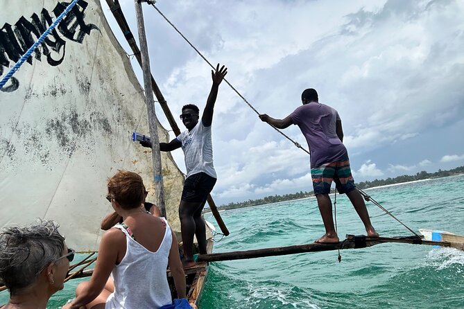 Pongwe Dhow fishing - The midday fish soup