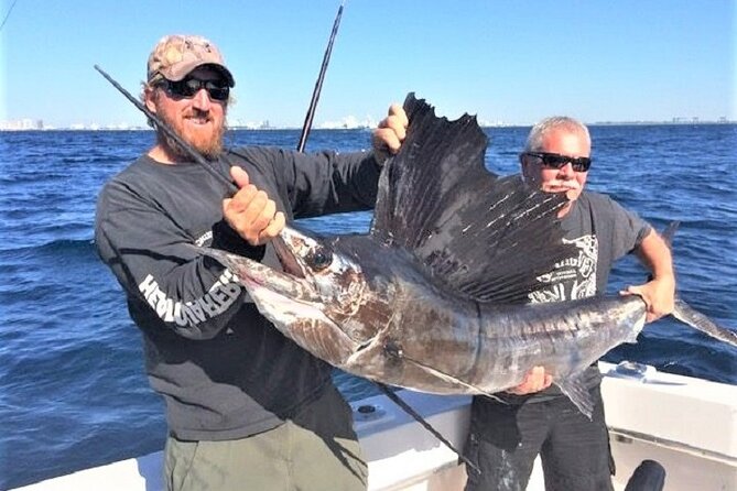 Private 4-Hour Big Game Deep Sea Fishing Charter in Fort Lauderdale - What the crew adds to the day