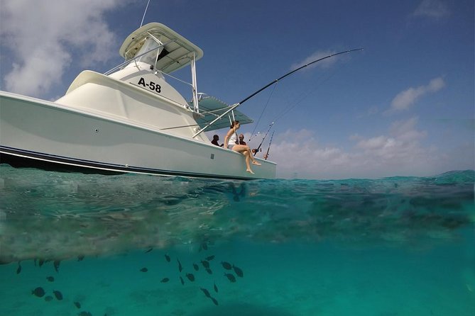 Private Afternoon Fishing Charter in Aruba - What the fishing actually feels like