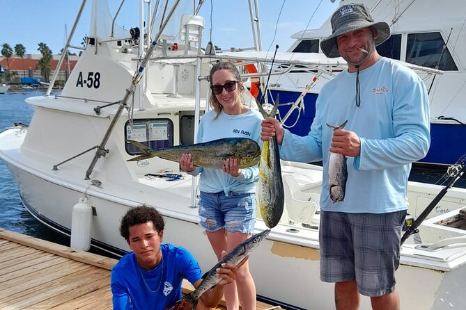 Private Afternoon Fishing Charter in Aruba - Choosing calm water or the rougher offshore route