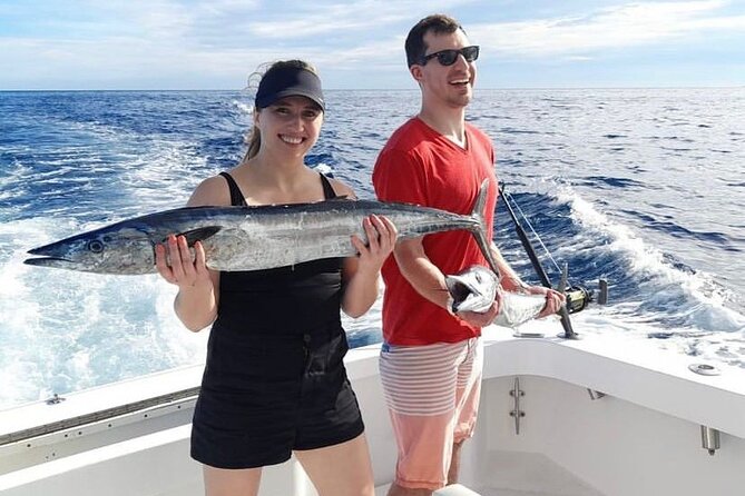 Private Bahamas Half-Day Fishing Tour from New Providence - Meeting the boat at Paradise Island