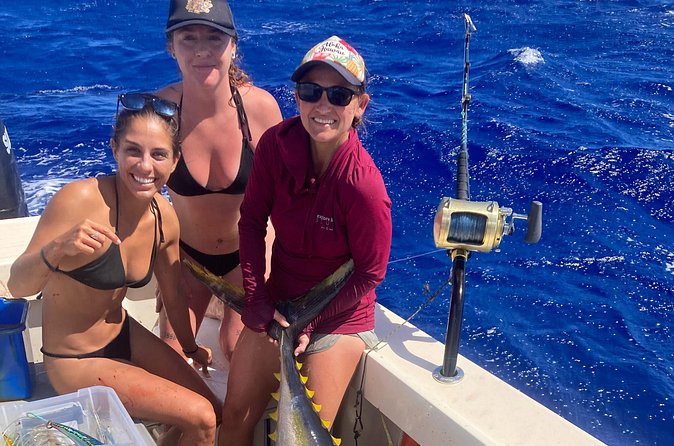 Private Deep Water Fishing in Kauai - Catching fish, keeping the meat