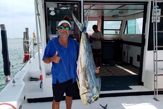 Private fishing charter Boat 48ft 12 pax Good Marlin and Sailfish - Crew service can make the day