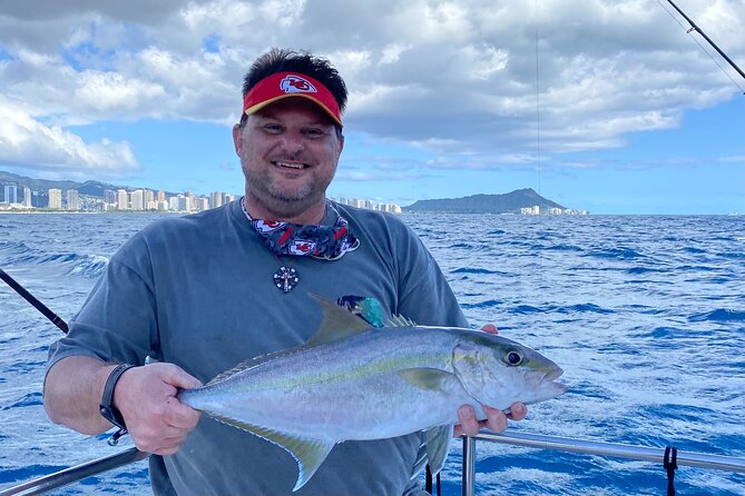 Private Fishing Charter for Family and Friends in Honolulu - The crew makes the difference