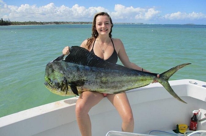 Private Fishing Charter in Punta Cana (Emmanuel) - Drinks, sandwiches, and fruit on the boat